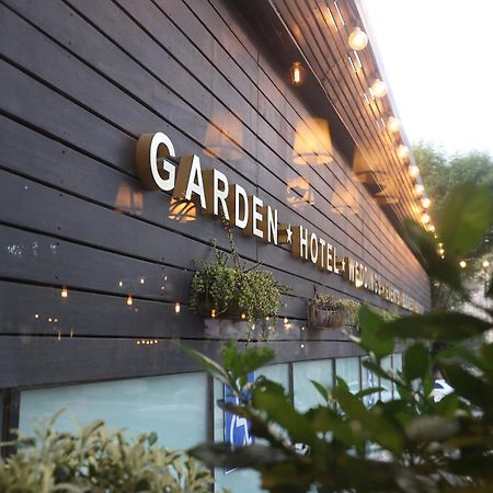 Garden Hotel Boutique & Events ハイファ エクステリア 写真