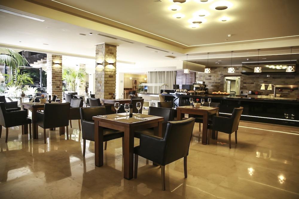 Garden Hotel Boutique & Events ハイファ エクステリア 写真