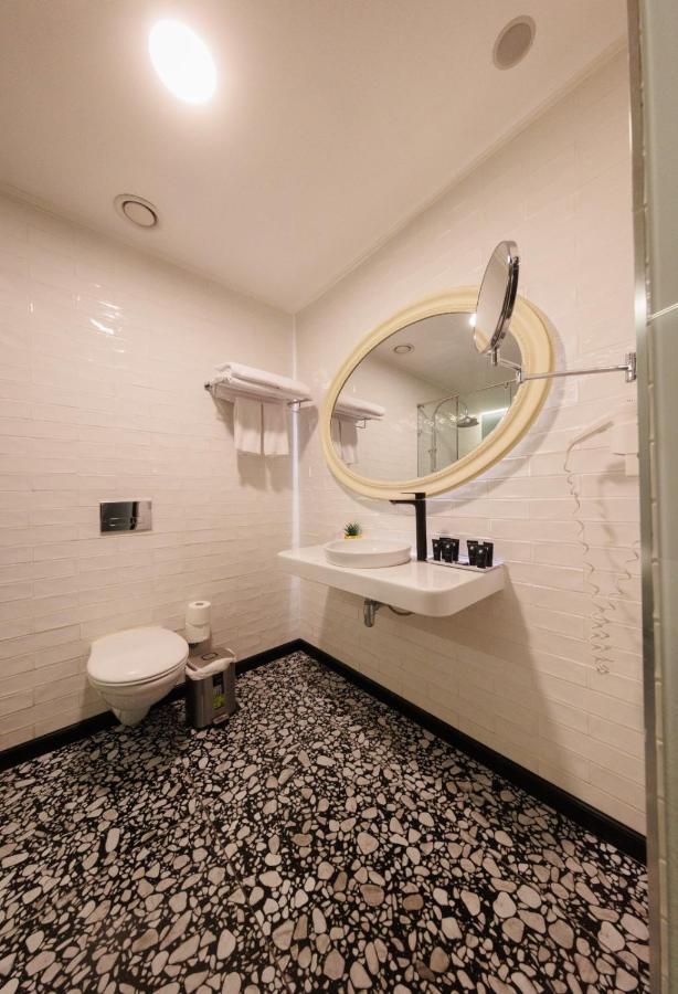 Garden Hotel Boutique & Events ハイファ エクステリア 写真