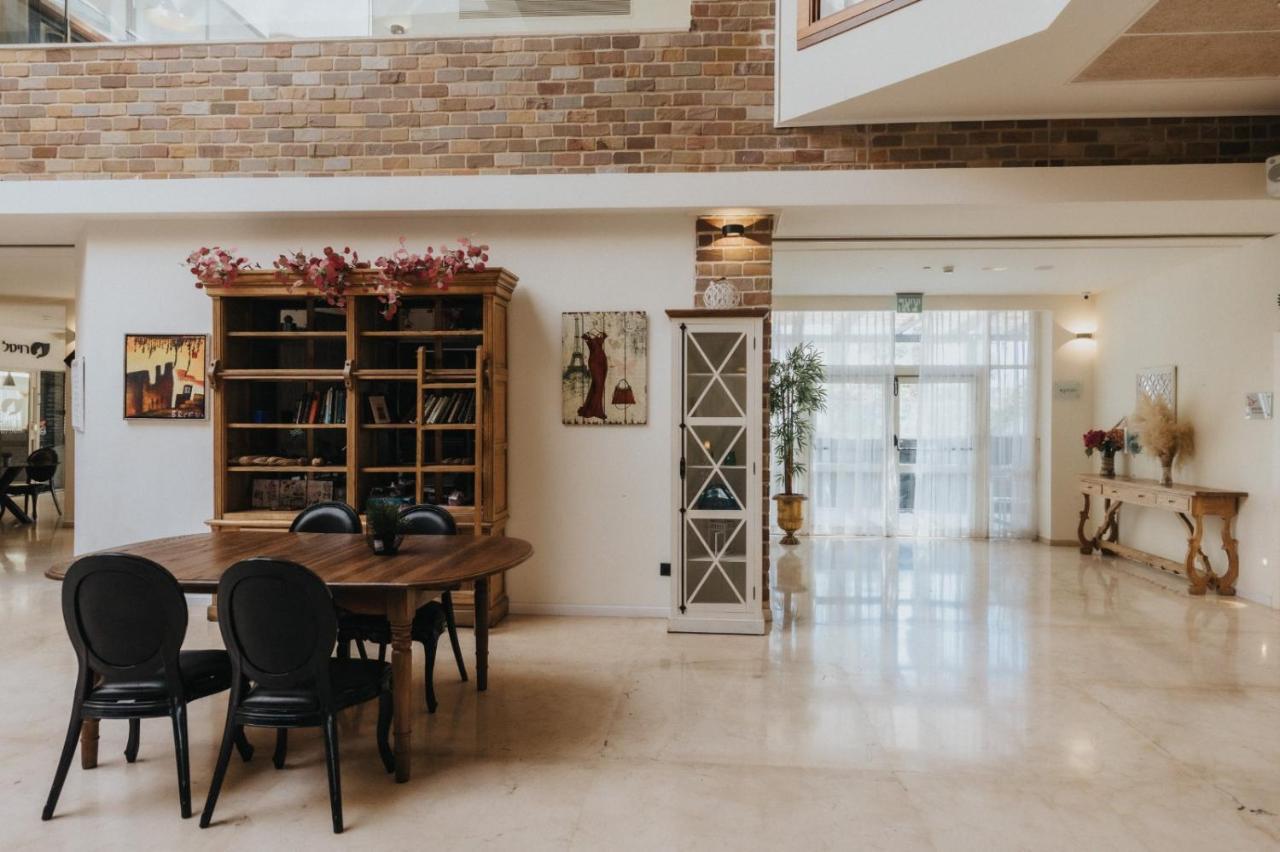 Garden Hotel Boutique & Events ハイファ エクステリア 写真
