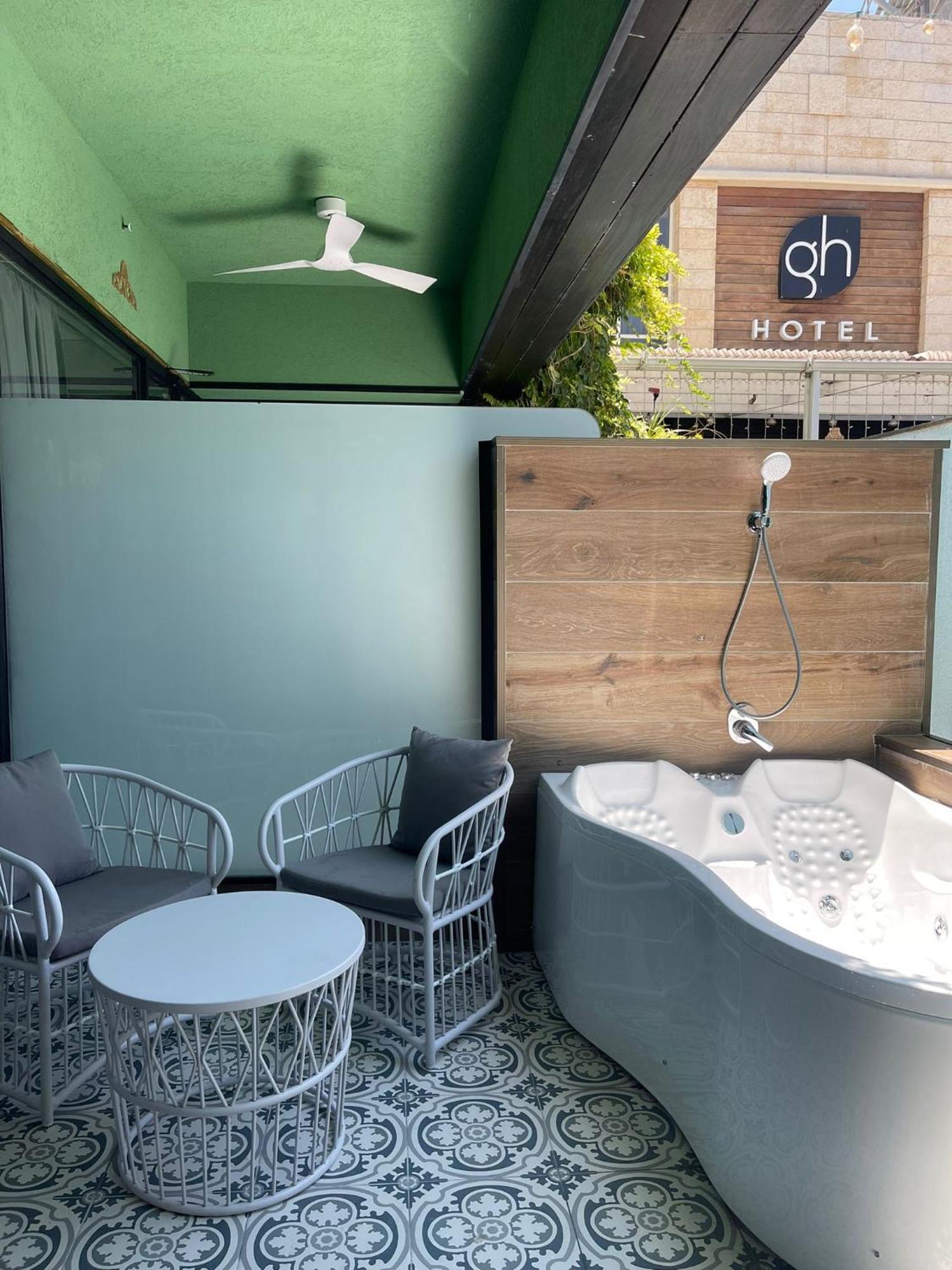 Garden Hotel Boutique & Events ハイファ エクステリア 写真