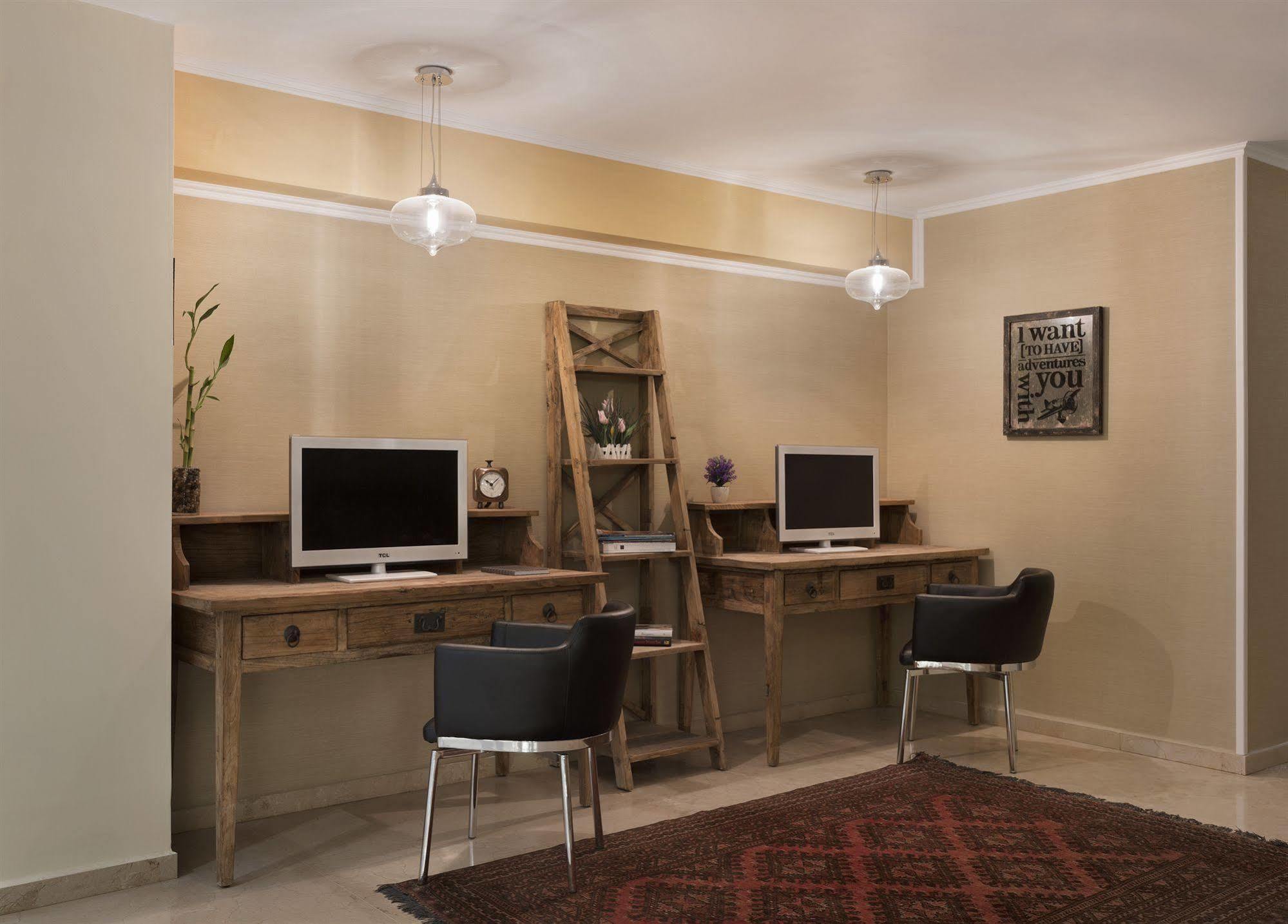 Garden Hotel Boutique & Events ハイファ エクステリア 写真